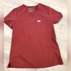 Figs Technical Collection Womens Size XS Maroon Short Sleeve Nurse Scrubs Shirt